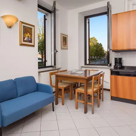 Flats4rent Regaste Apartment